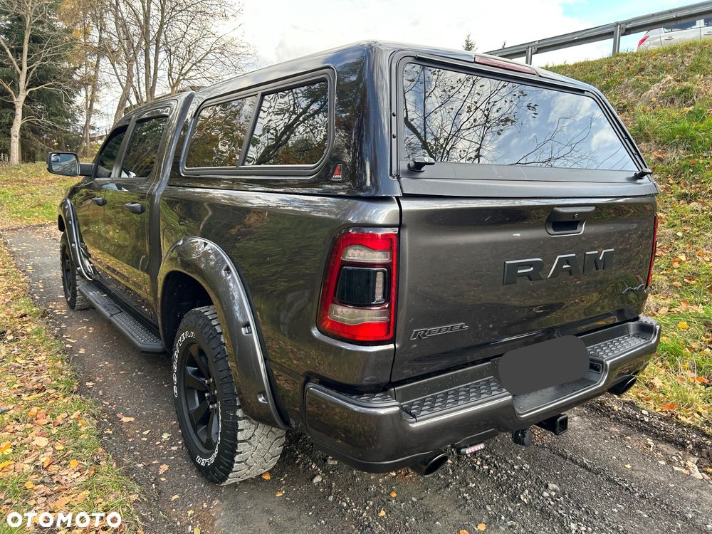 Dodge RAM 1500 5.7 4x4 - 5