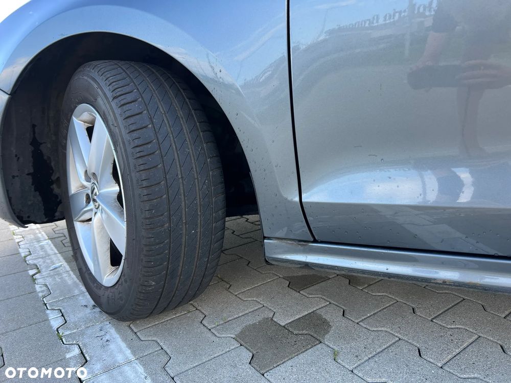 Volkswagen Jetta 1.2 TSI Trendline - 25