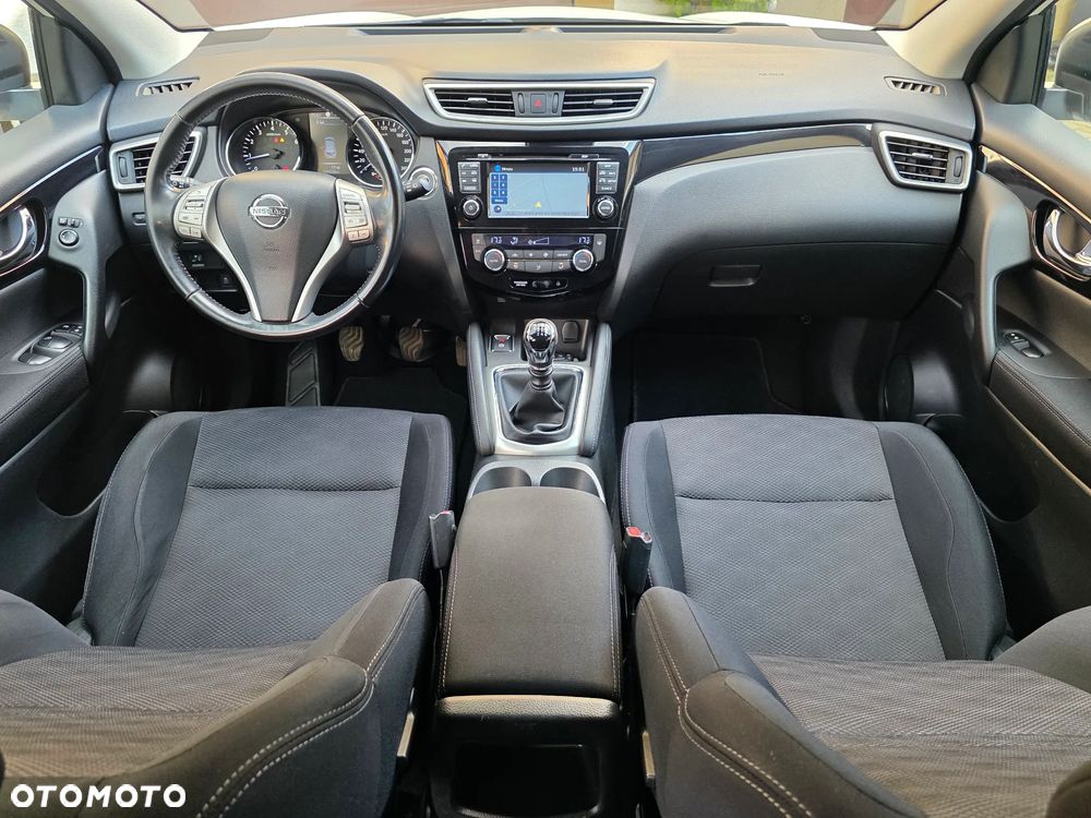 Nissan Qashqai 1.2 DIG-T N-Connecta - 26