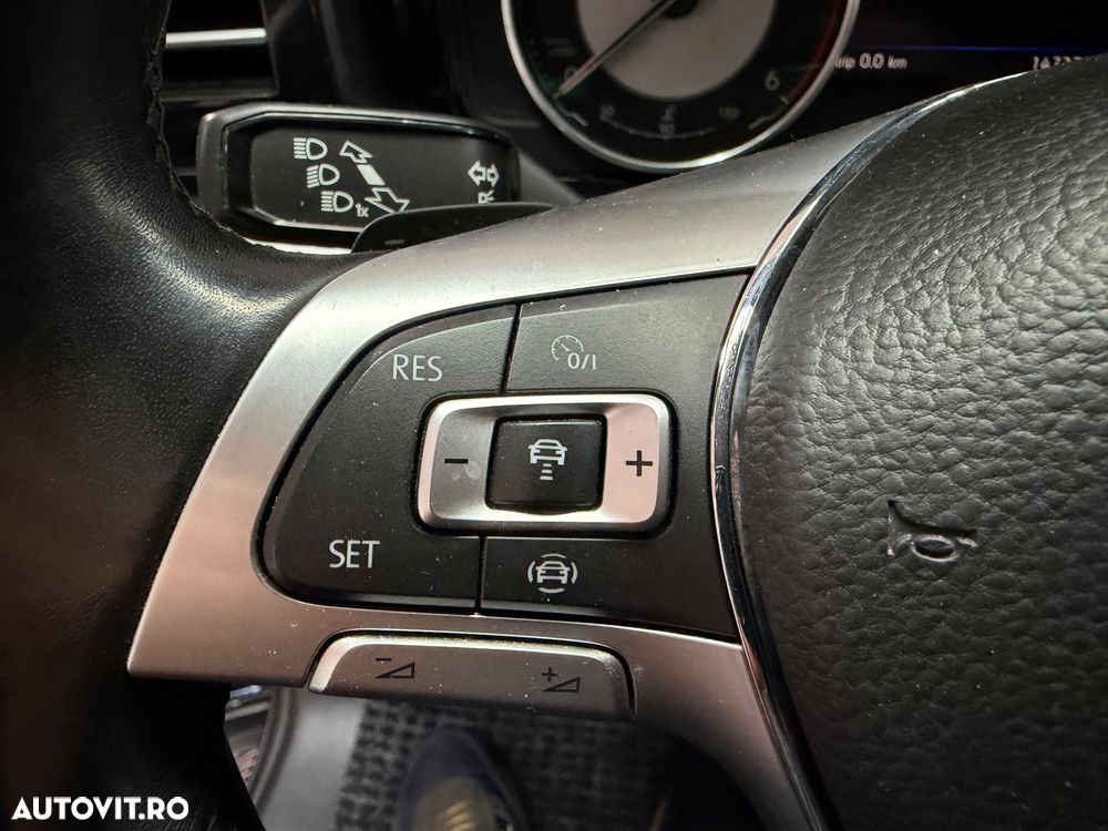 Volkswagen Touareg 3.0 V6 TDI 4Motion DPF Automatik - 23