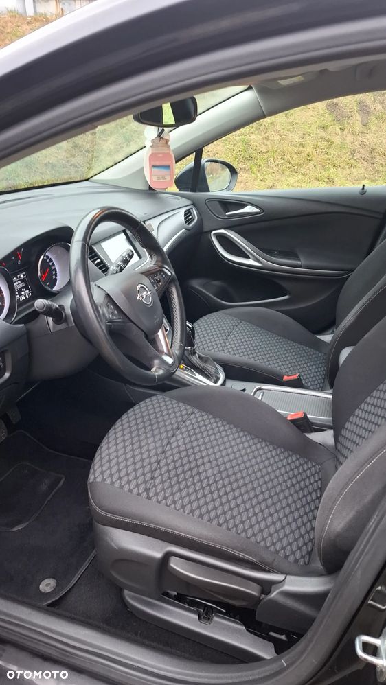 Opel Astra 1.4 T Dynamic S&S - 9