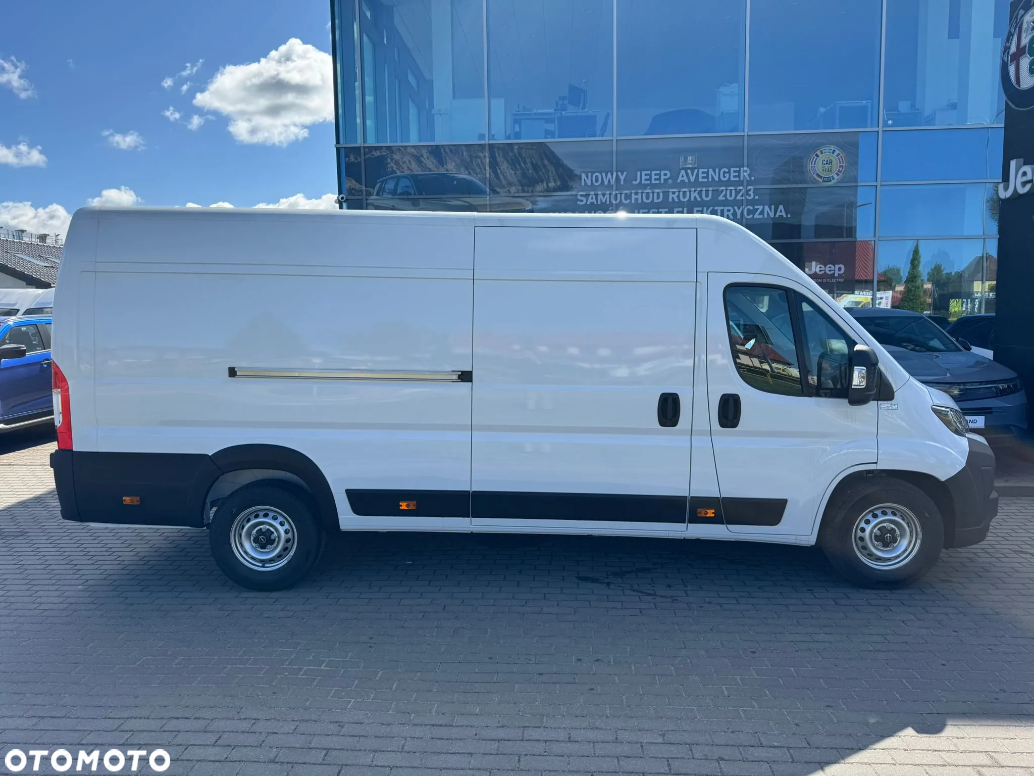 Opel Movano Furgon L4H2 2.2 Diesel 180KM MT6 - 3