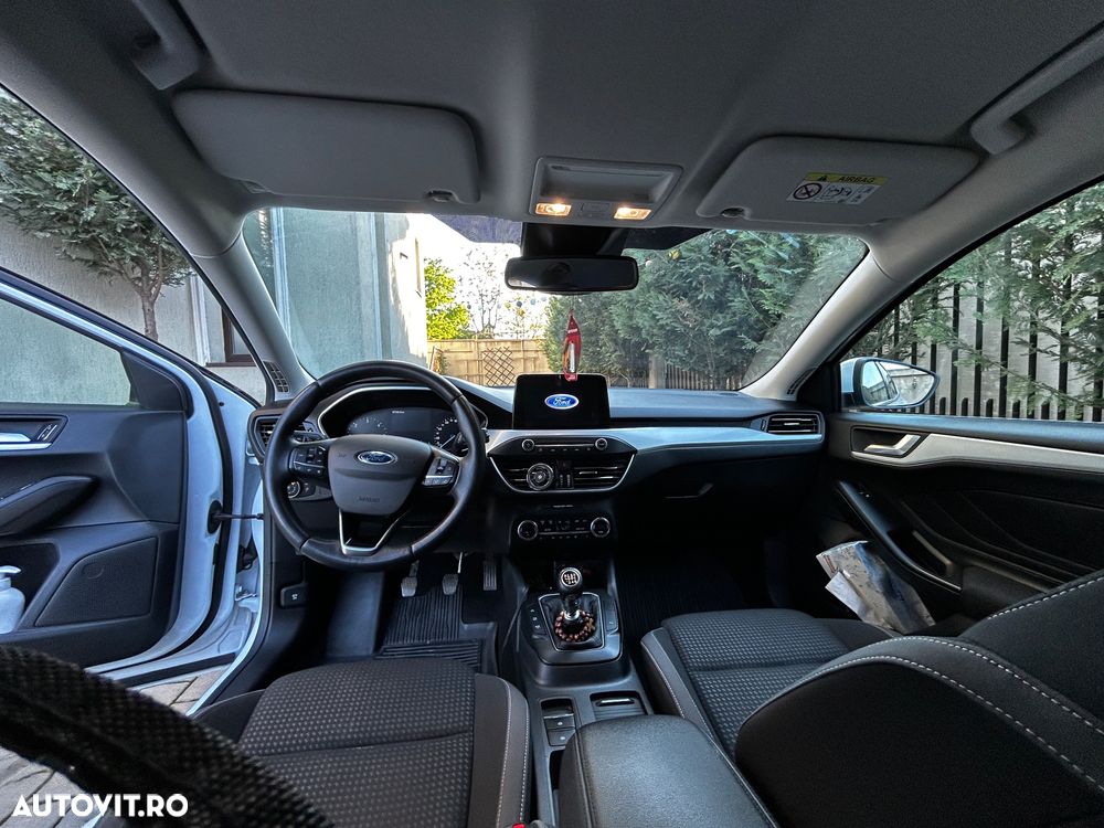 Ford Focus 1.5 EcoBlue Titanium Business - 8