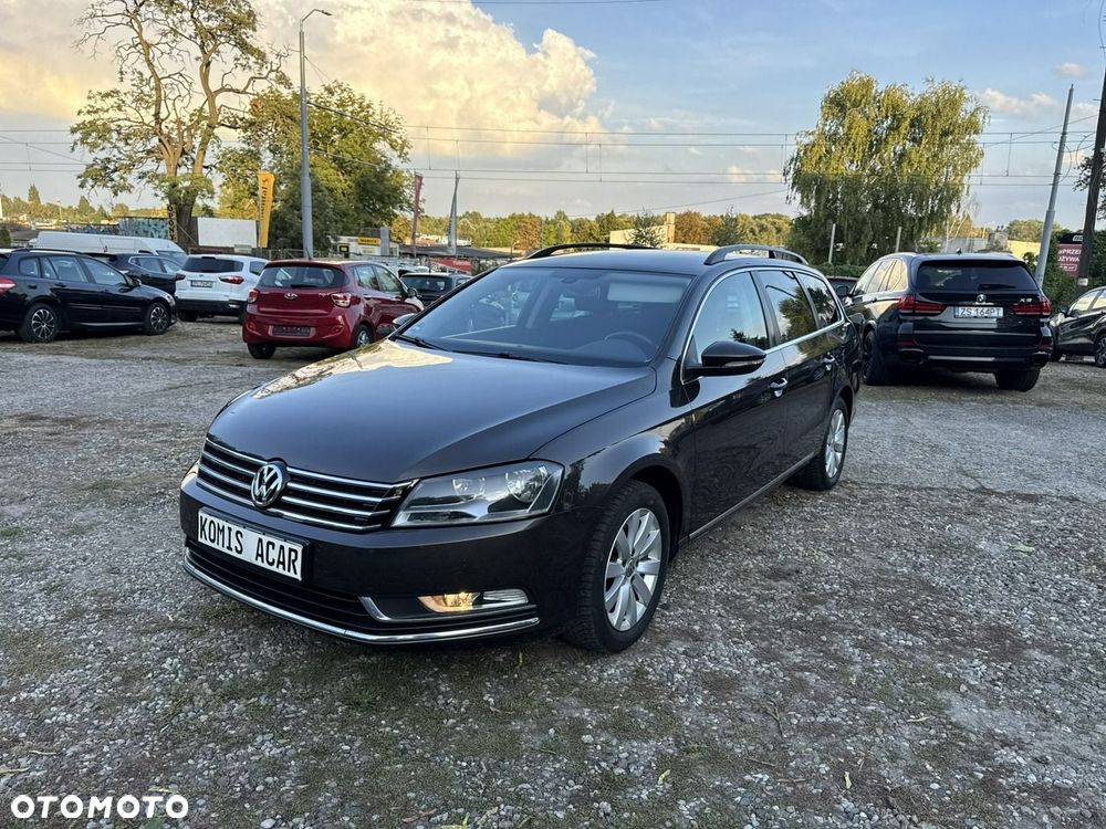 Volkswagen Passat - 30