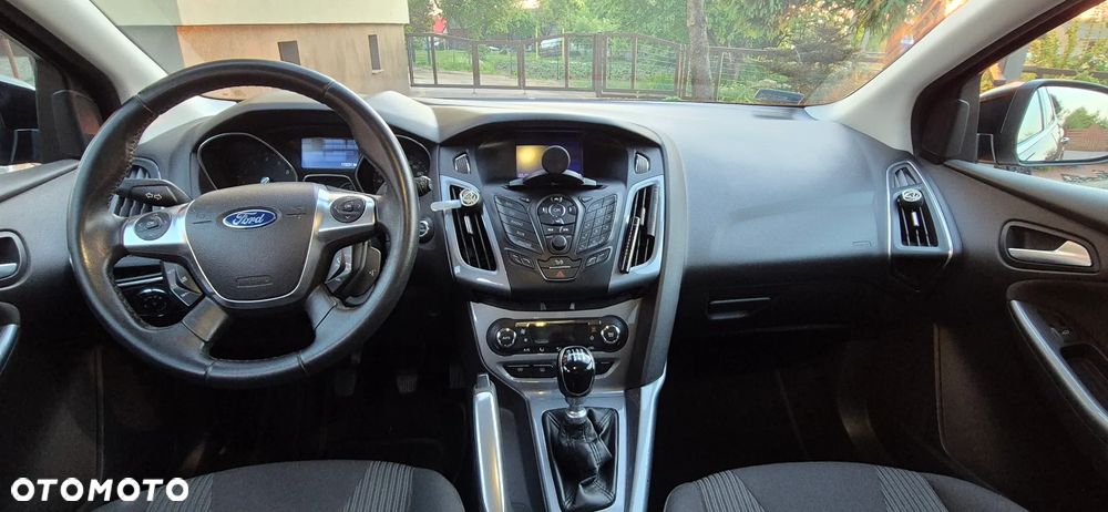 Ford Focus 1.6 EcoBoost Titanium - 12