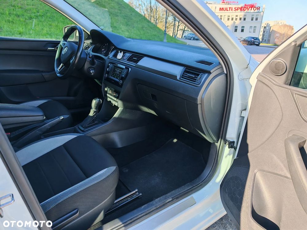 Skoda RAPID Spb 1.4 TSI Joy DSG - 10