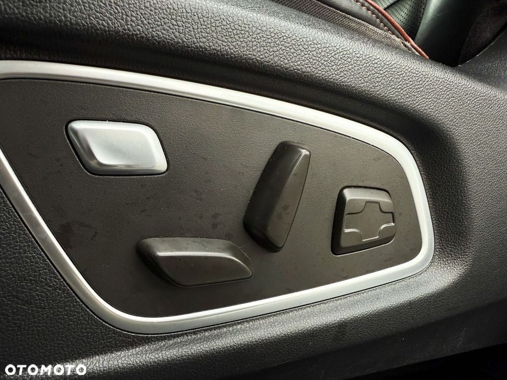 Renault Koleos 2.0 Blue dCi Initiale Paris 4x4 X-Tronic - 16