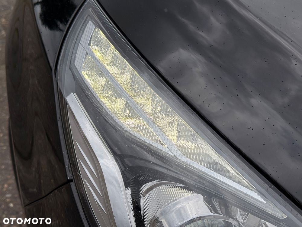 Ford S-Max 2.0 EcoBlue Titanium - 21