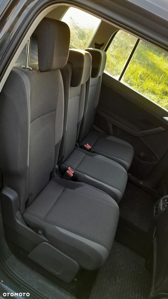 Volkswagen Touran - 25