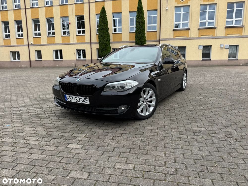 BMW Seria 5 525d - 2