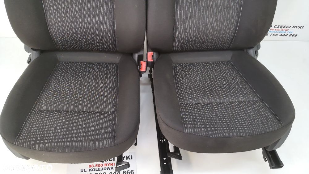 Opel Astra J IV Fotele Przód Siedzenia - 4