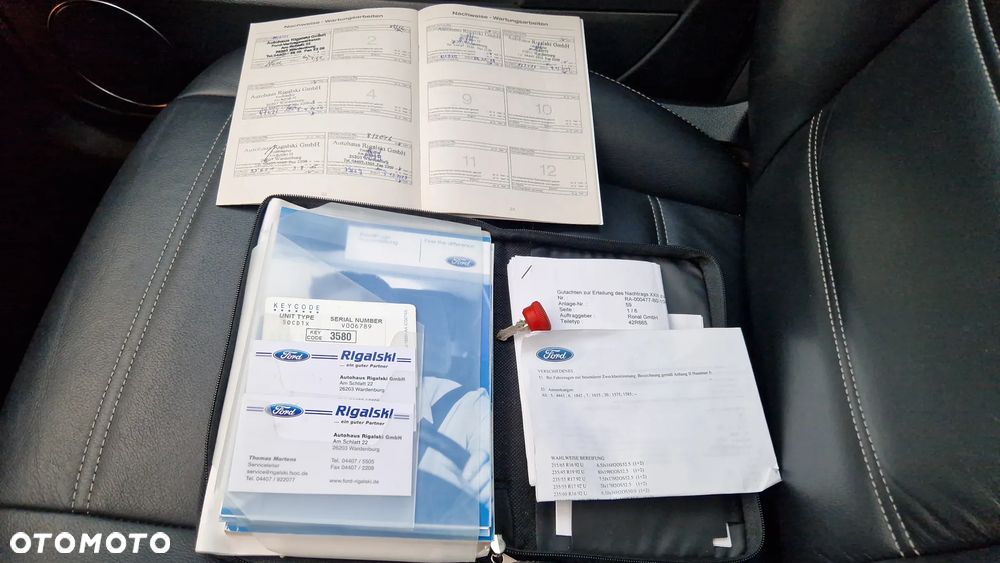 Ford Kuga 2.0 TDCi 2x4 Titanium - 38