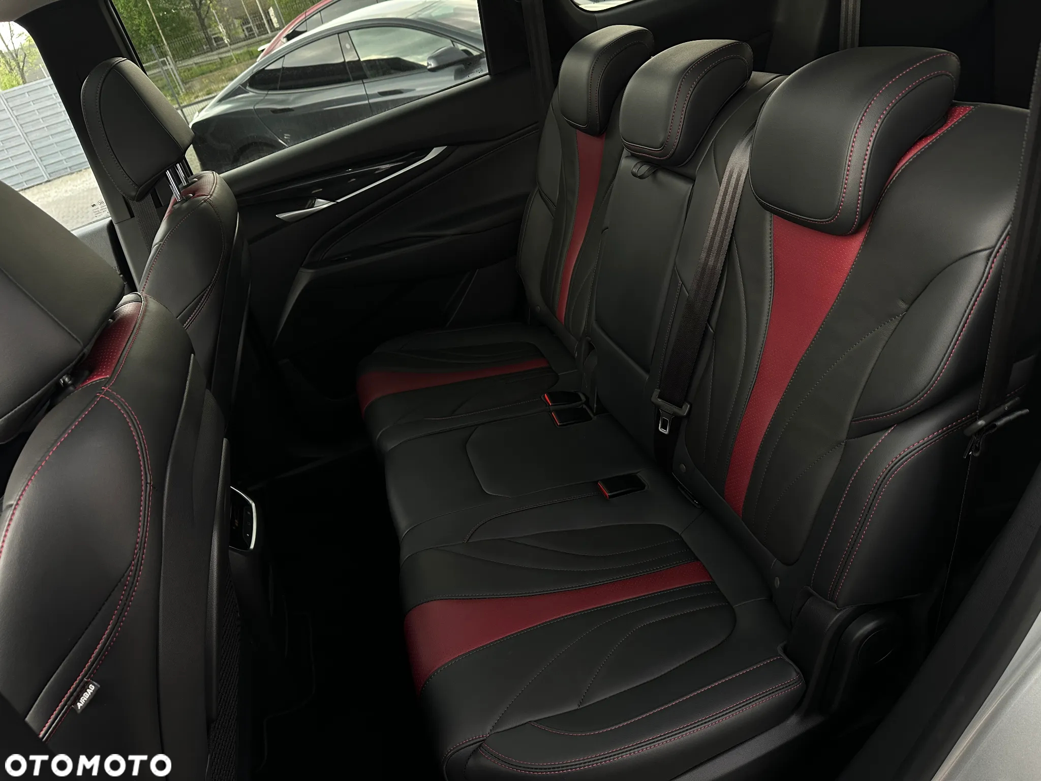 Maxus Euniq 5 Standard - 14