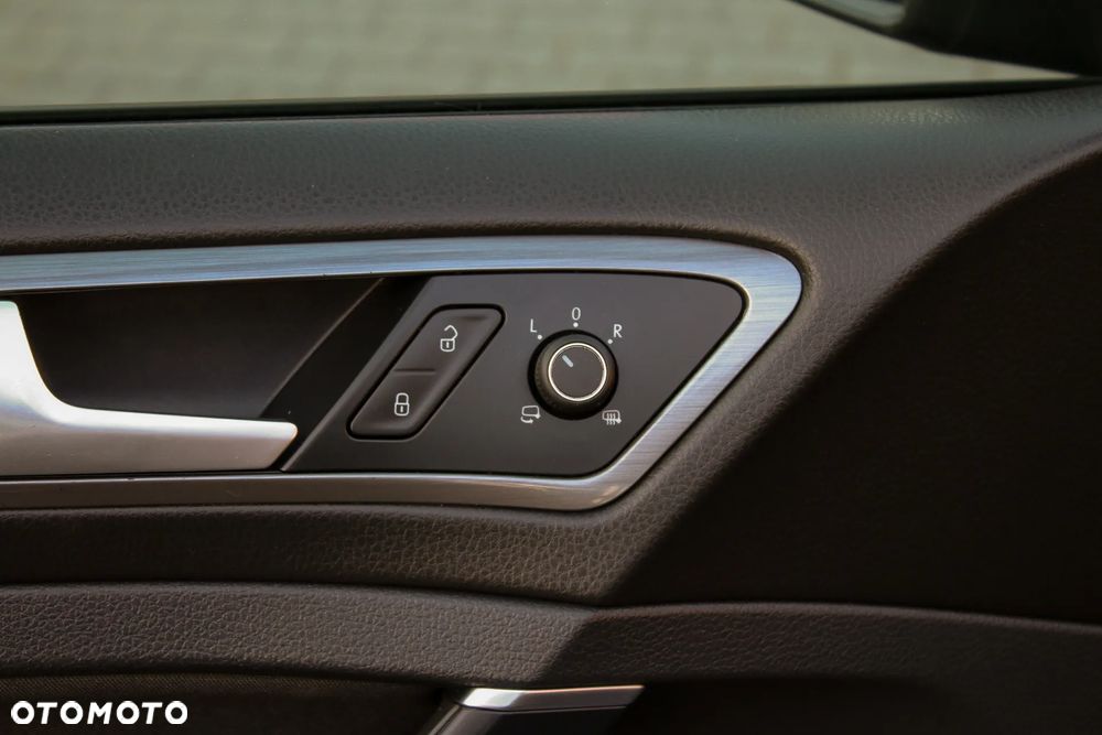 Volkswagen Golf 1.6 TDI BlueMotion Technology Allstar - 27