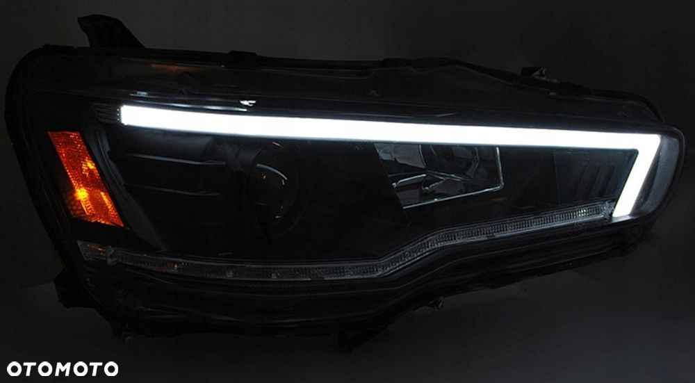 Reflektory Lampy kpl LED Dynamiczne Tuning Black Mitsubishi Lancer VIII 8 - 3