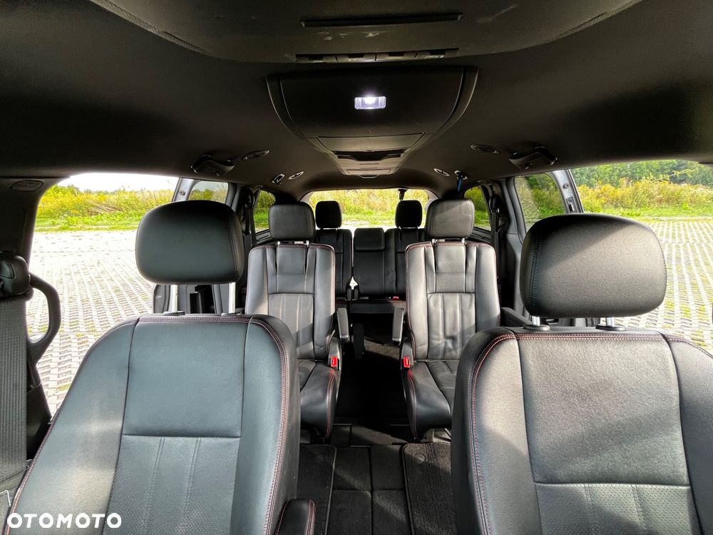 Dodge Grand Caravan 3.6 R/T - 19