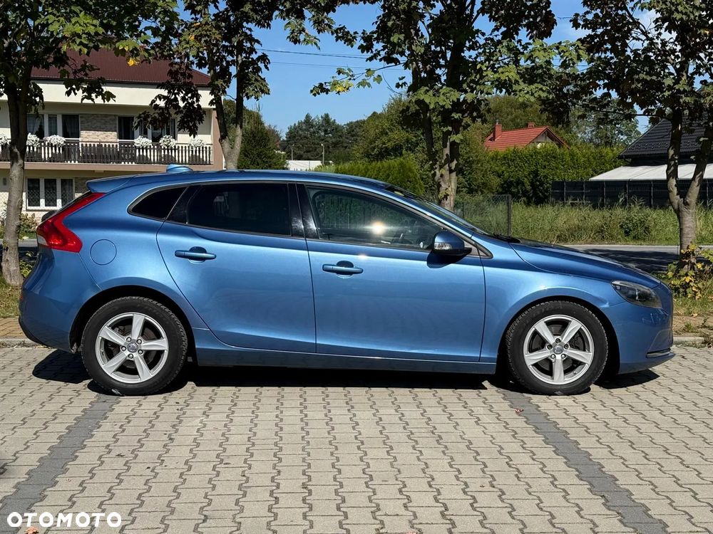 Volvo V40 - 2