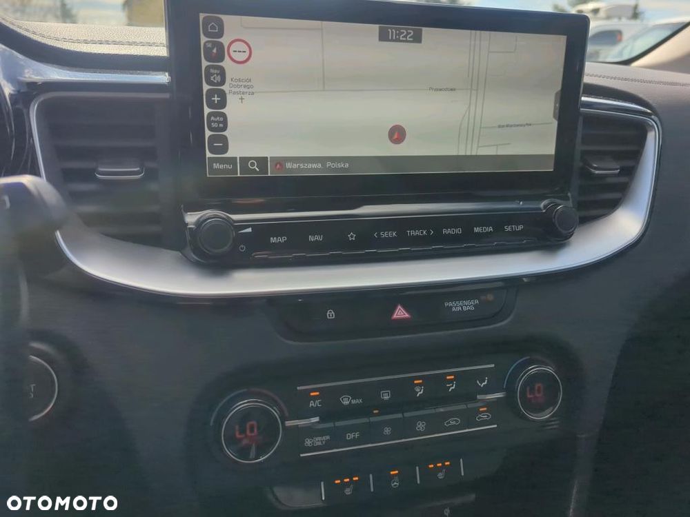 Kia Ceed - 9