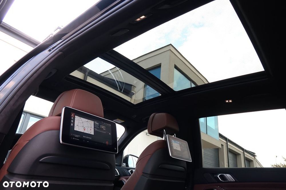 BMW X7 M50d sport - 31