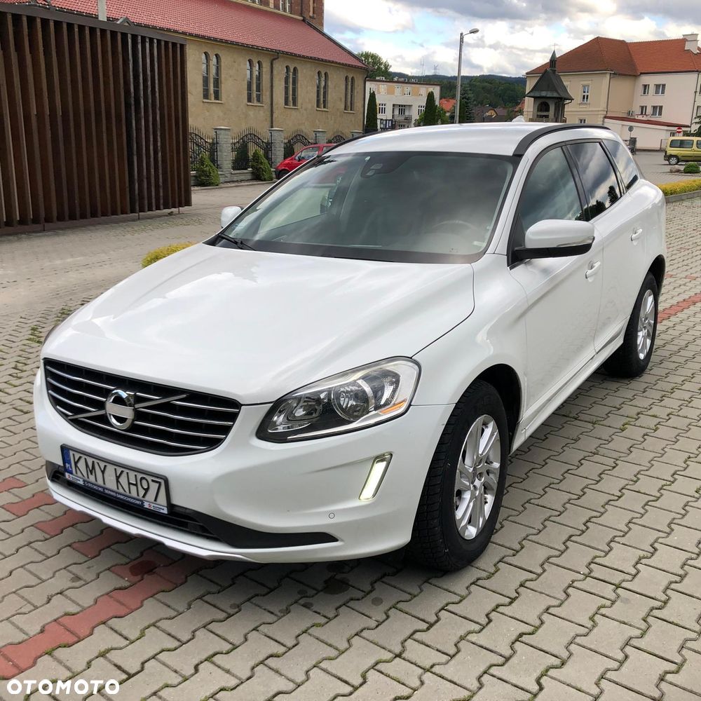 Volvo XC 60 - 4