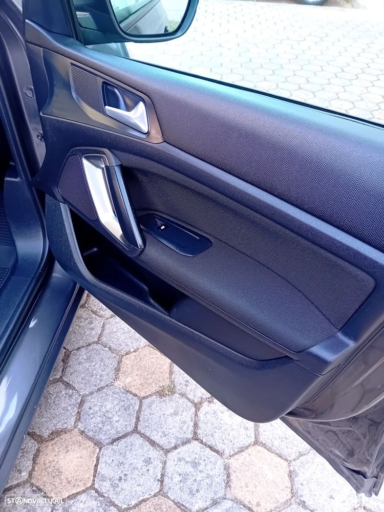 Peugeot 308 SW e-HDi 115 Stop & Start Nível 2 Business-Line - 7