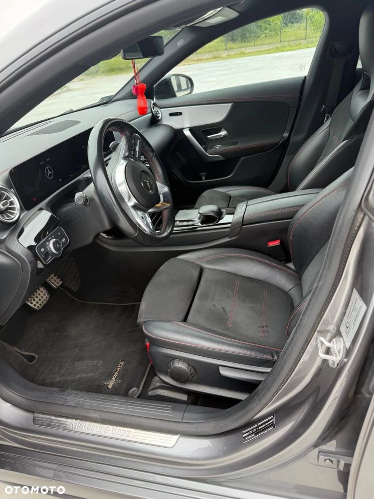 Mercedes-Benz CLA 200 AMG Line 7G-DCT - 5