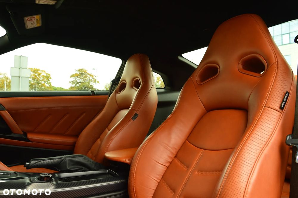 Nissan GT-R Prestige - 16