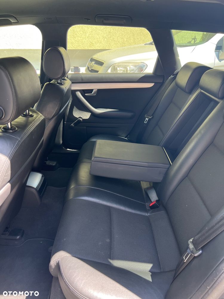 Audi A4 Avant 2.0 T FSI quattro tiptronic - 7