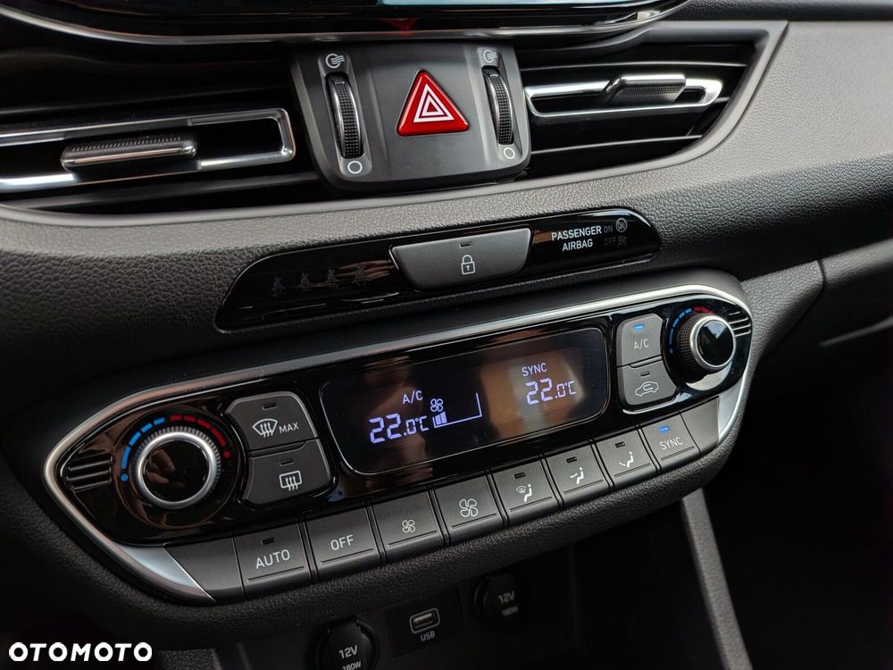 Hyundai i30 1.5 T-GDI 48V Smart DCT - 29