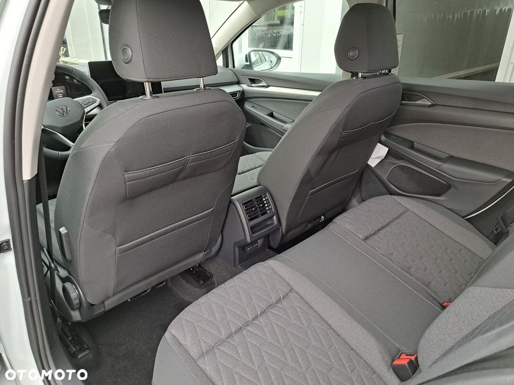 Volkswagen Golf - 21