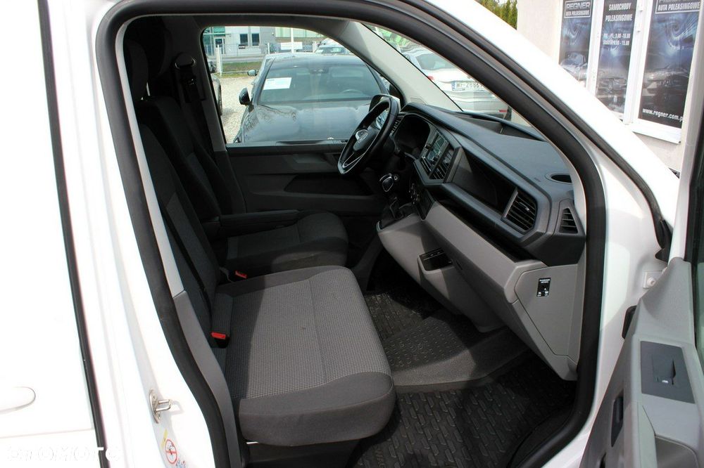 Volkswagen Transporter - 9