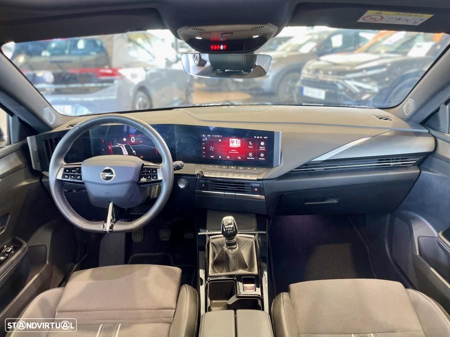 Opel Astra Sports Tourer 1.2 T GS - 40