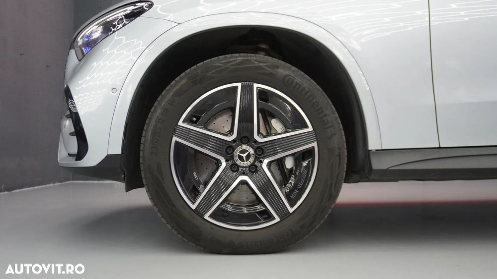 Mercedes-Benz GLC 300 4MATIC MHEV - 20