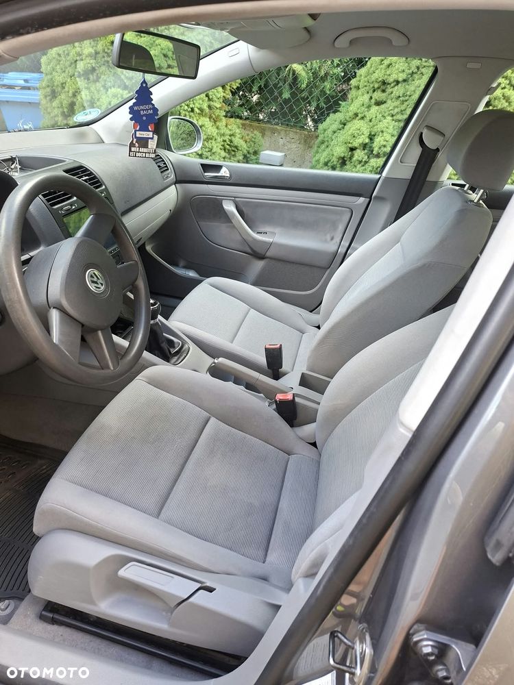 Volkswagen Golf 1.6 Comfortline - 10