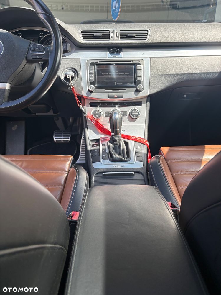Volkswagen Passat - 9