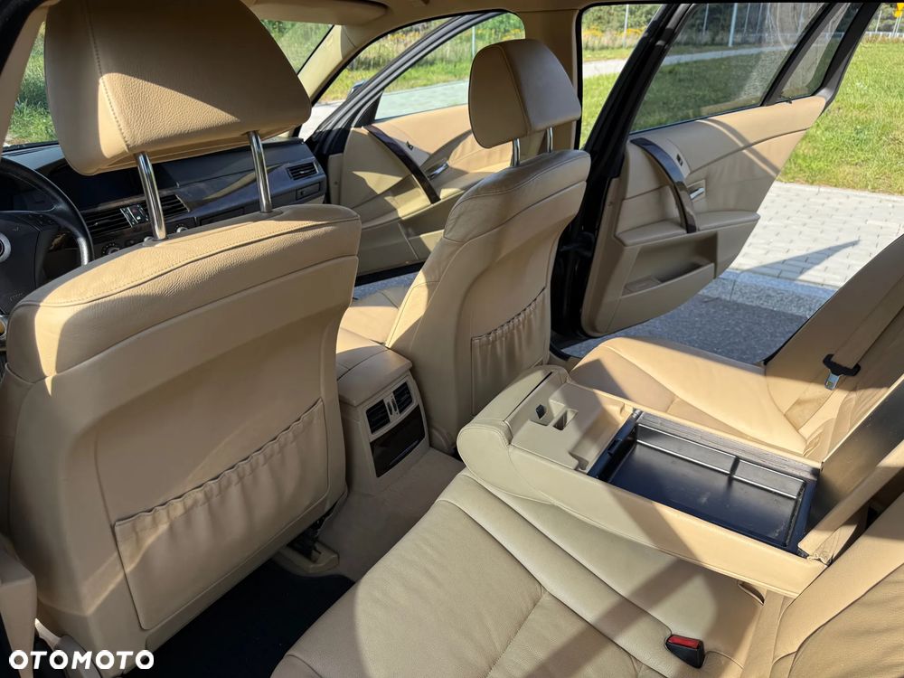 BMW Seria 5 - 12