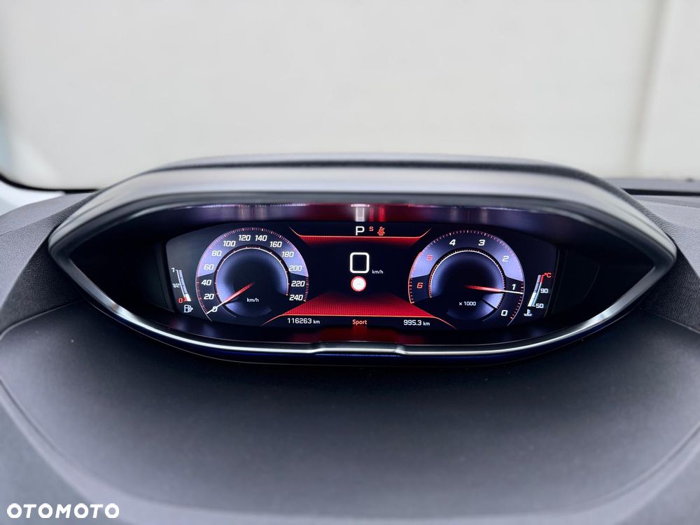 Peugeot 5008 BlueHDi 130 EAT8 Allure - 23