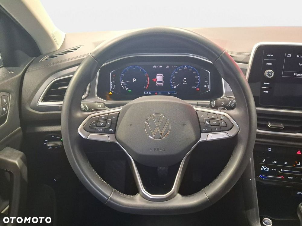 Volkswagen T-Roc - 15