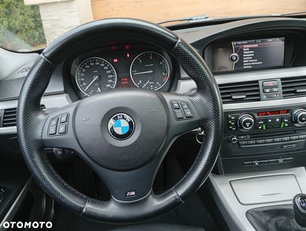 BMW Seria 3 320d DPF Edition Sport - 13