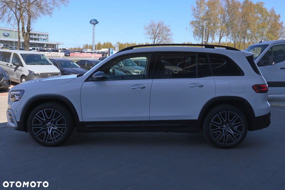 Mercedes-Benz GLB - 5