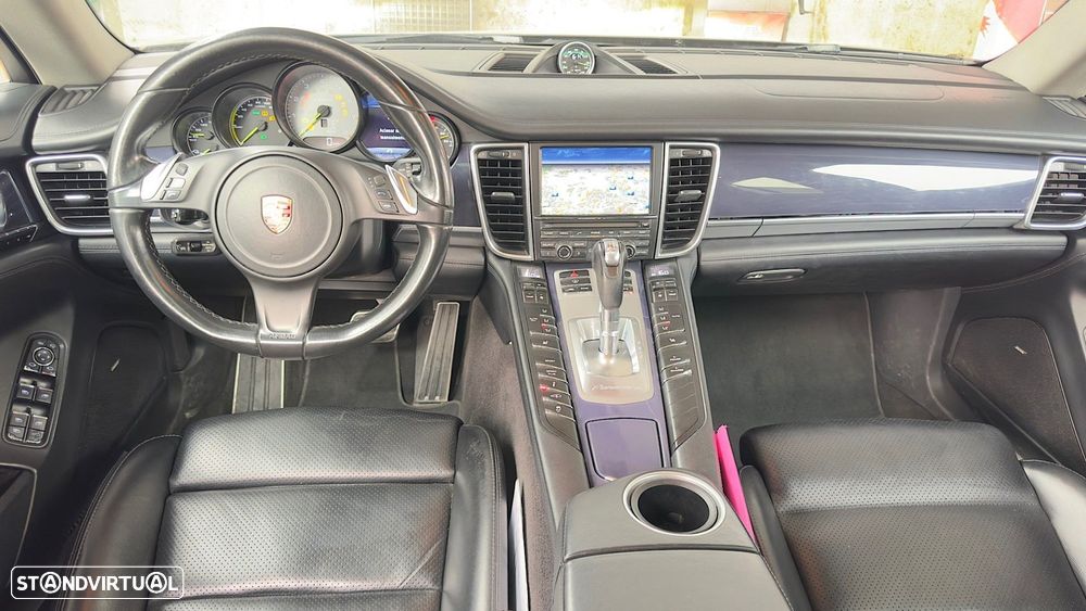 Porsche Panamera - 19