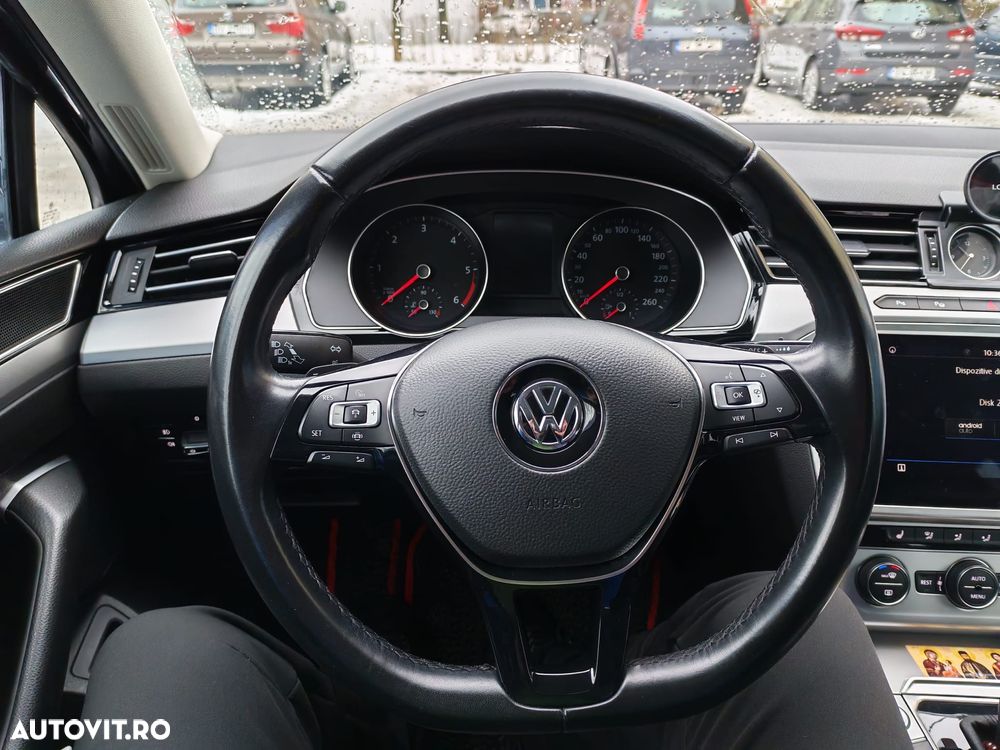 Volkswagen Passat 2.0 TDI SCR DSG BlueMotion Comfortline - 14