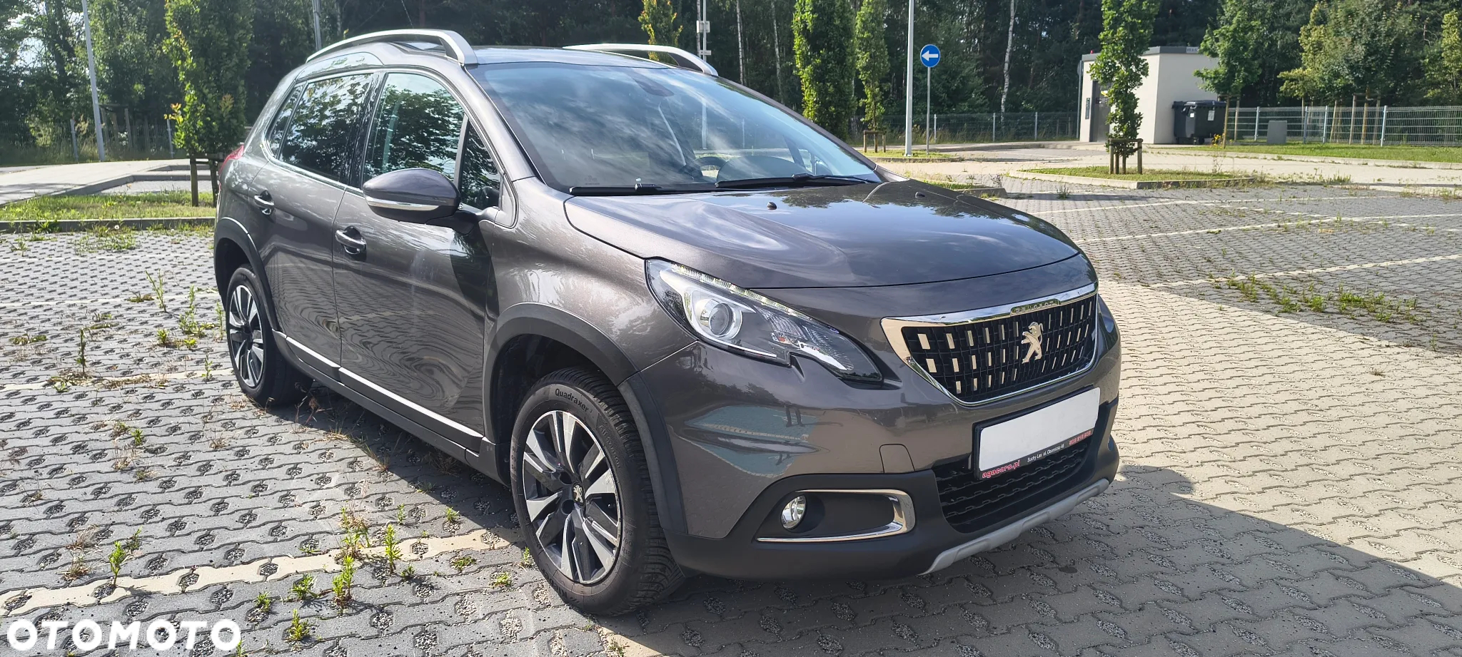 Peugeot 2008 1.2 Pure Tech Allure S&S - 2