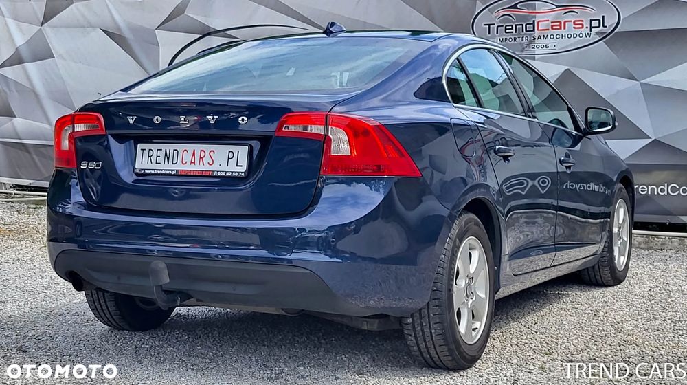 Volvo S60 D2 Momentum - 25