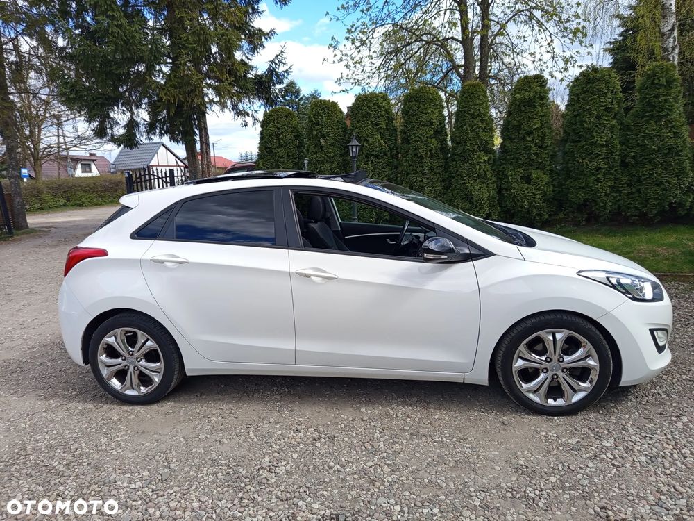 Hyundai i30 1.6 CRDi BlueDrive Premium - 17