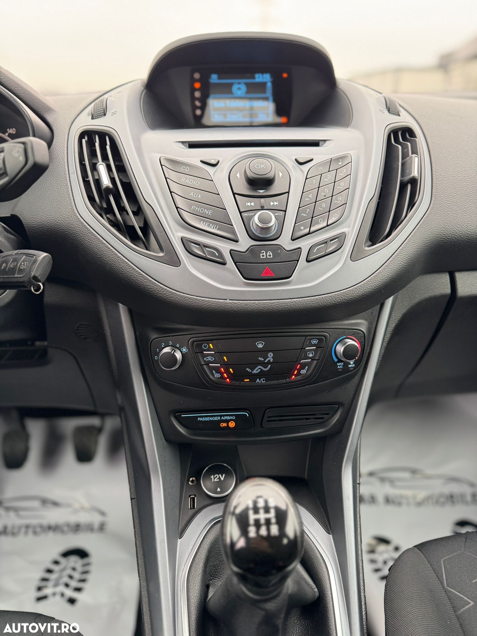 Ford B-Max 1.6 TDCi SYNC Edition - 11