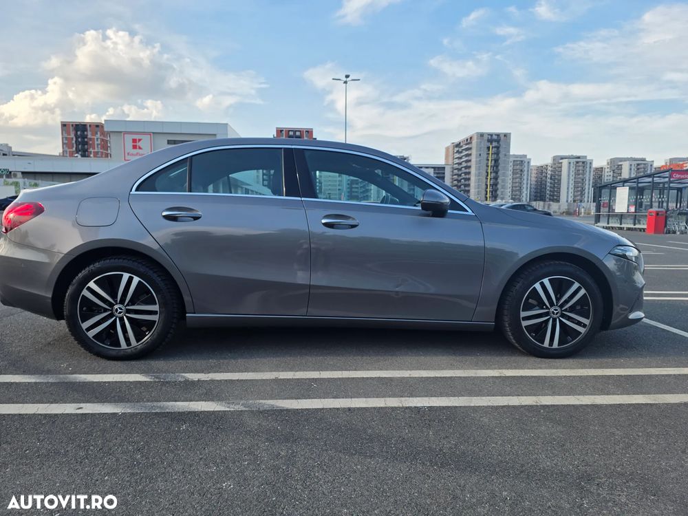 Mercedes-Benz A 250 e Sedan 8G-DCT Edition 2021 - 3