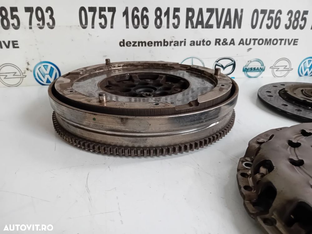 Kit Ambreiaj Volanta Masa Dubla Bmw F30 F31 F32 F33 F34 F36 F20 F21 F10 X3 X4 Cod 8605090 - 5