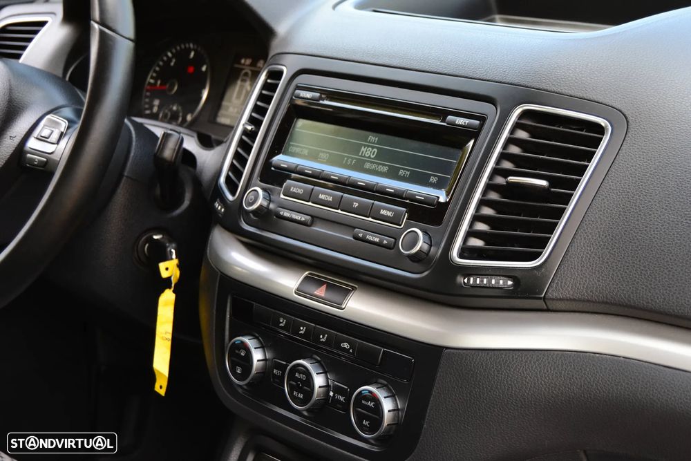 VW Sharan 2.0 TDI Trendline - 16