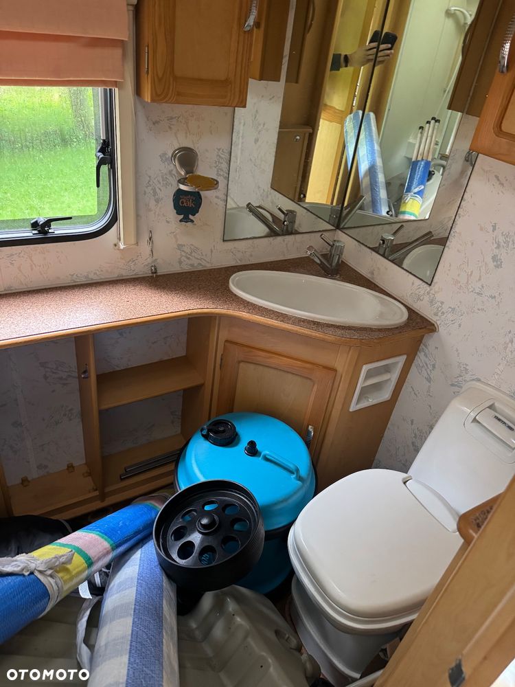 Elddis Avente - 11